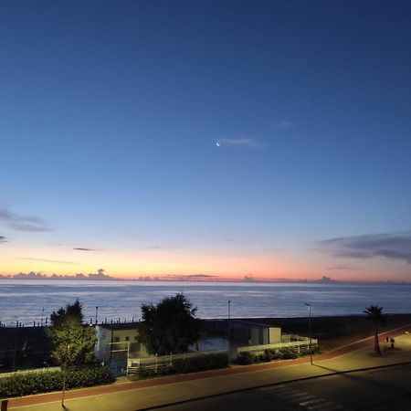 Da Massimo 1 Bed & Breakfast Marina di Schiavonea Eksteriør bilde
