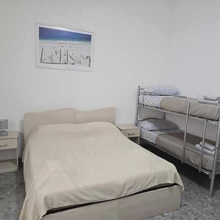 Da Massimo 1 Bed & Breakfast Marina di Schiavonea Eksteriør bilde