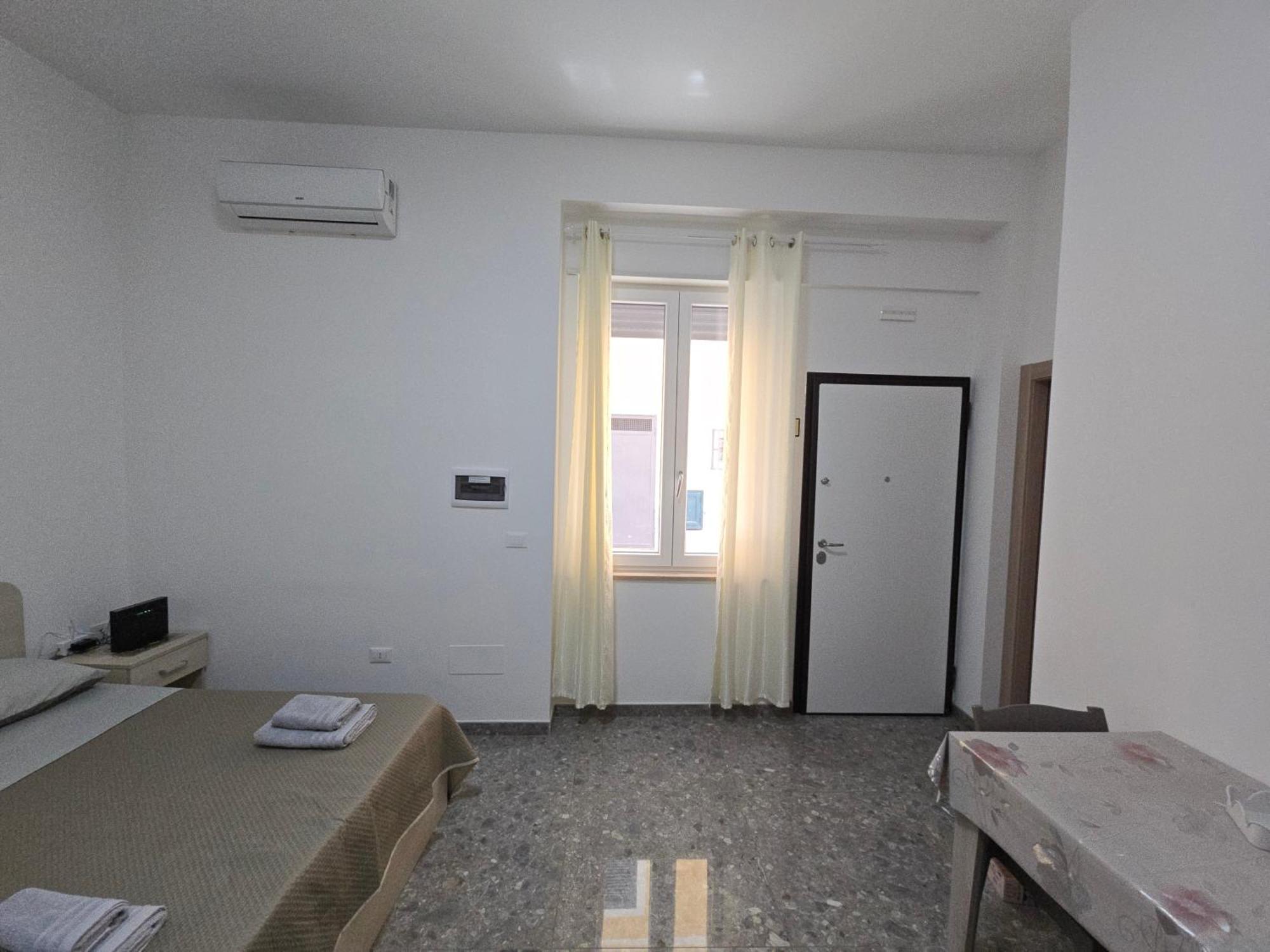 Da Massimo 1 Bed & Breakfast Marina di Schiavonea Eksteriør bilde